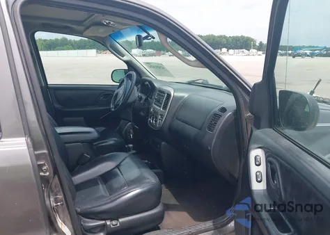 2004 Ford Escape Limited из США, поврежденный, VIN 1FMCU941X4KA49169